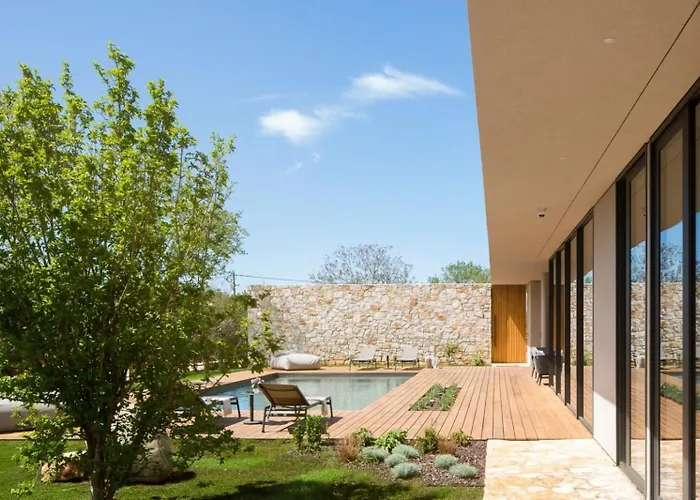 Villa Luxury Serenity Pula 3 With Heated Pool *