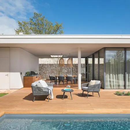 Villa Luxury Serenity Pula 3 With Heated Pool