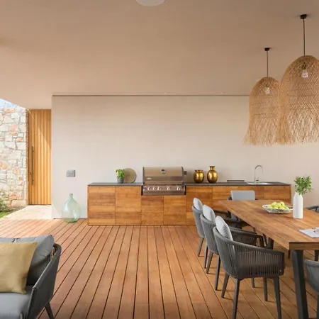 Villa Luxury Serenity Pula 3 With Heated Pool Gajana
