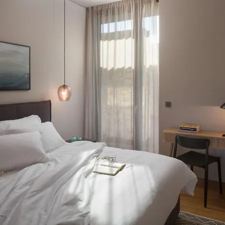 Villa Luxury Serenity Pula 3 With Heated Pool Gajana