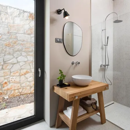 Villa Luxury Serenity Pula 3 With Heated Pool Gajana